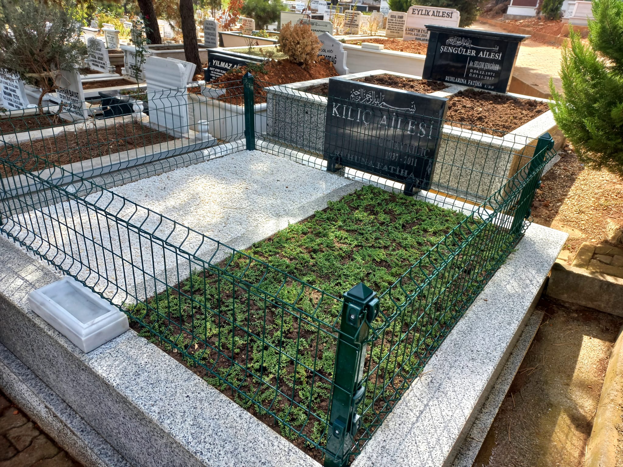 İstanbul Mezarlıklarına Uygun Projelerle Sorunsuz Mezar İnşası